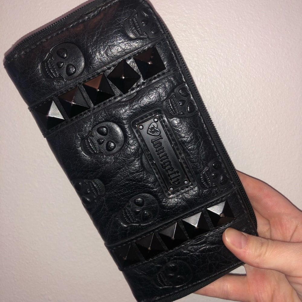 Loungefly Skull Wallet